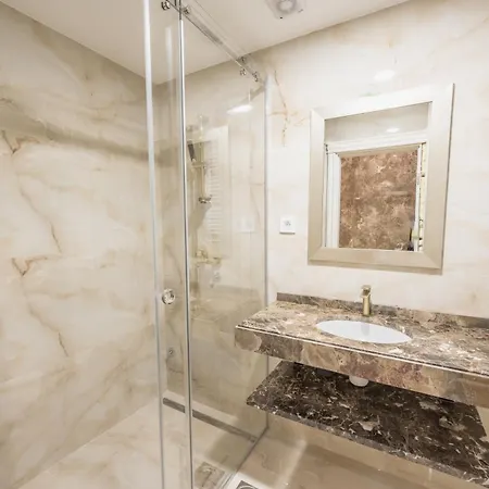 Monelly - Pesacka Zona Apart Otel 4*