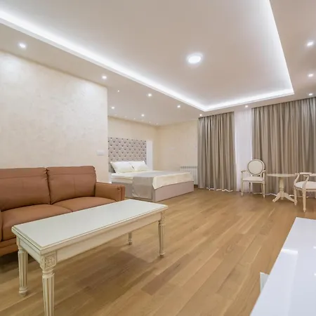 Monelly - Pesacka Zona 4*