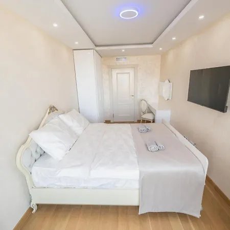 Monelly - Pesacka Zona Apart Otel 4*