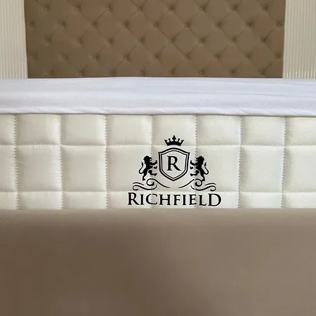 Monelly - Pesacka Zona Aparthotel